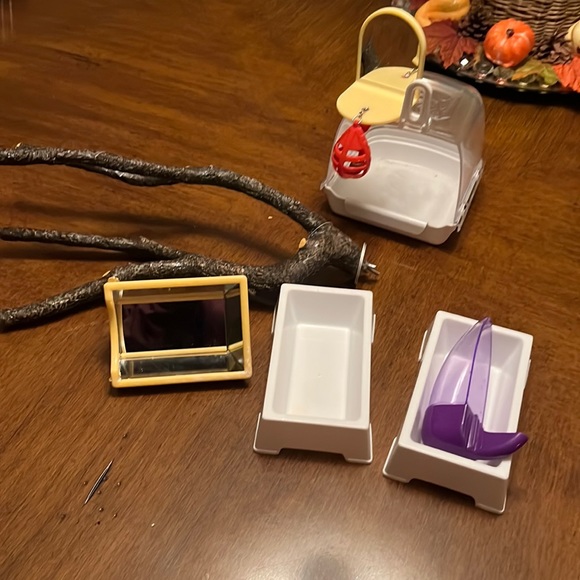 Bird accessories, - Picture 1 of 2